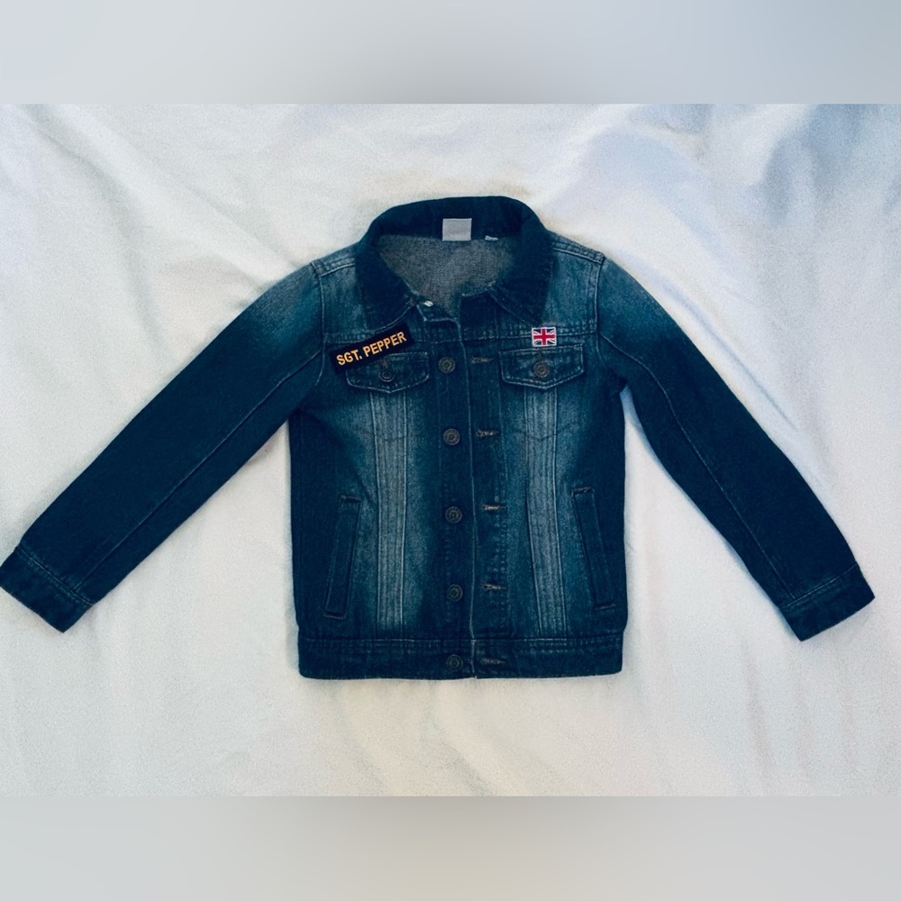 The Beatles Jean Denim Jacket with Sgt Pepper patch, size kids small, like new